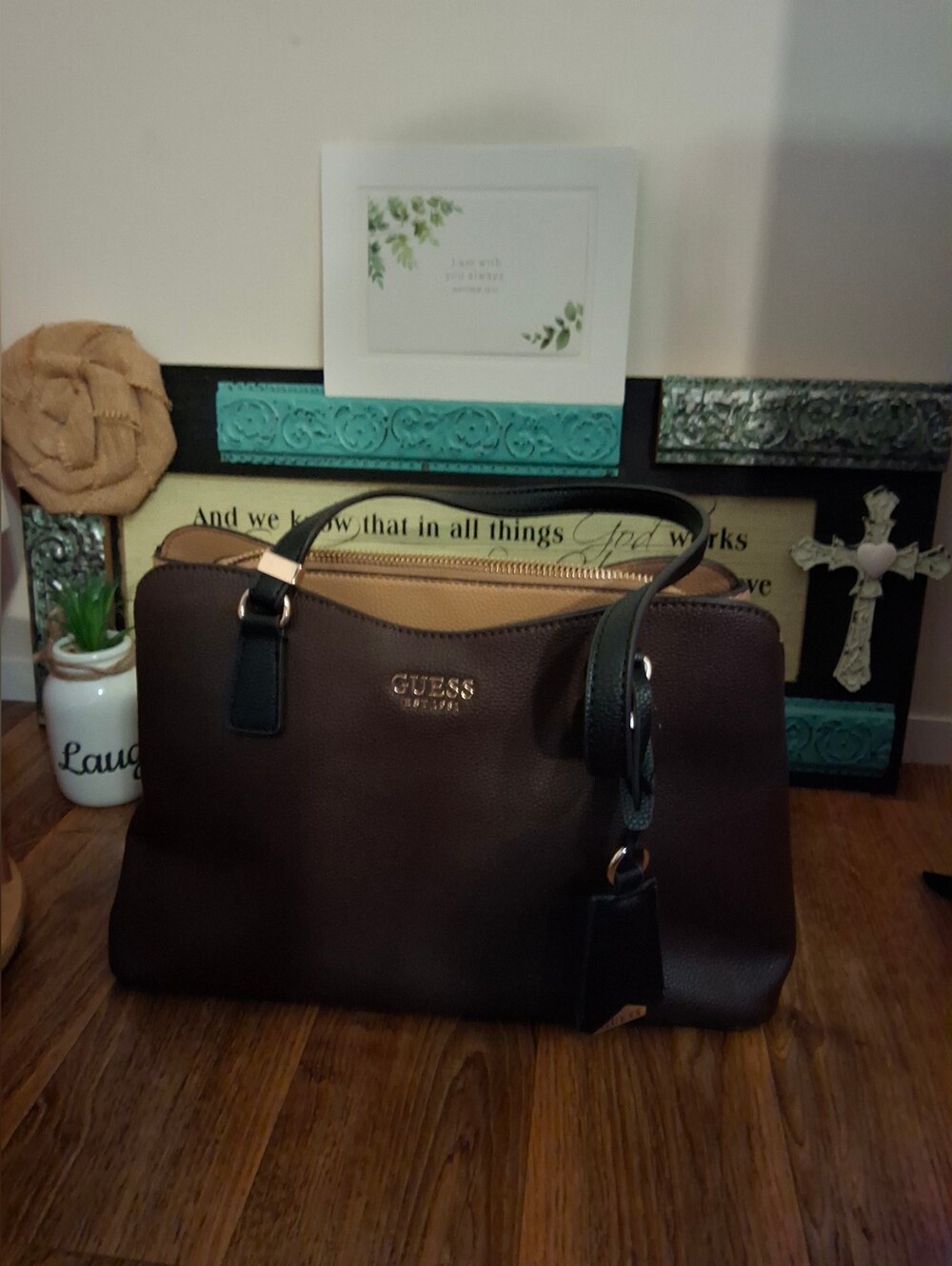 GUESS COLOR BLOCK SATCHEL - Picture 8 of 9